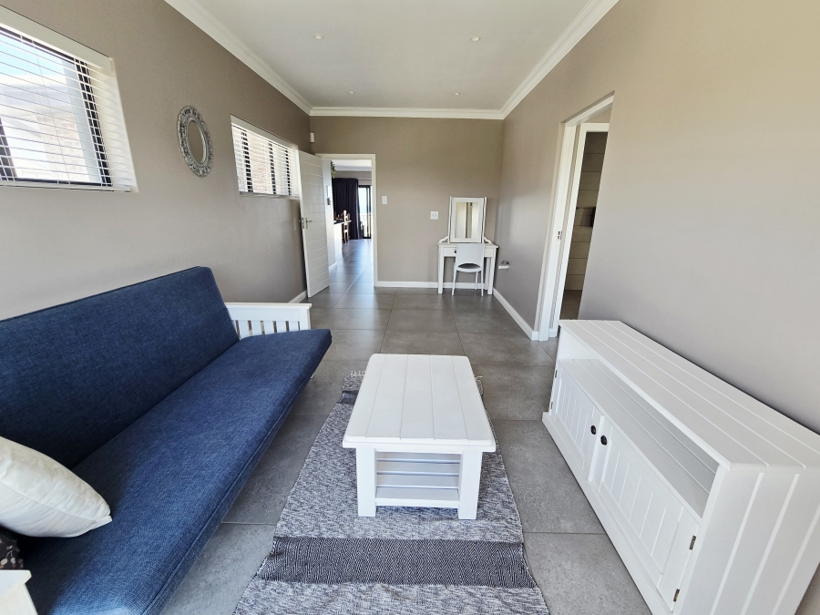 4 Bedroom Property for Sale in Kleinkrantz Western Cape